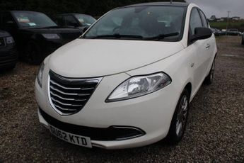 Chrysler Ypsilon 1.2 SE Euro 5 (s/s) 5dr