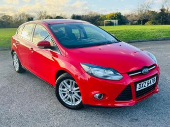 Ford Focus 1.0T EcoBoost Titanium Euro 5 (s/s) 5dr