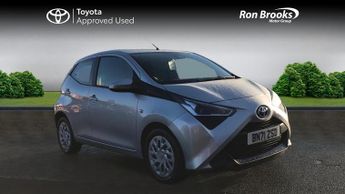 Toyota AYGO 1.0 VVT-i x-play Euro 6 (s/s) 5dr