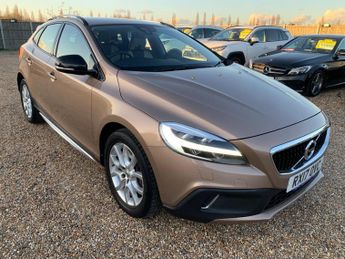 Volvo V40 2.0 T3 Pro Euro 6 (s/s) 5dr