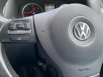Volkswagen Tiguan 2.0 TDI BlueMotion Tech SE DSG 4WD Euro 5 (s/s) 5dr