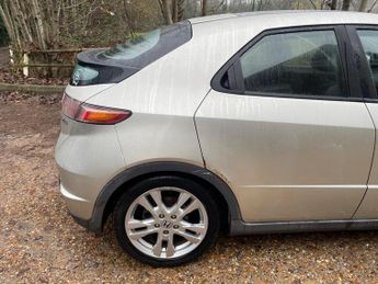 Honda Civic 1.8 i-VTEC ES i-Shift 5dr