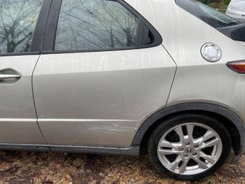 Honda Civic 1.8 i-VTEC ES i-Shift 5dr