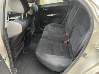 Honda Civic 1.8 i-VTEC ES i-Shift 5dr