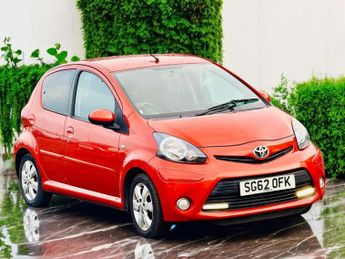 Toyota AYGO 1.0 VVT-i Fire Euro 5 5dr