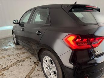 Audi A1 1.0 TFSI 25 Technik Sportback Euro 6 (s/s) 5dr