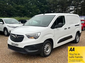 Vauxhall Combo 1.5 Turbo D 2300 Dynamic L2 H1 Euro 6 4dr