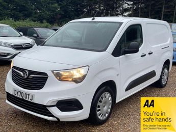 Vauxhall Combo 1.5 Turbo D 2300 Sportive L2 H1 Euro 6 (s/s) 4dr