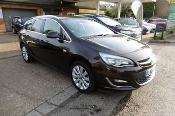 Vauxhall Astra 2.0 CDTi Elite Sports Tourer Euro 5 (s/s) 5dr