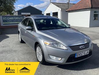 Ford Mondeo 2.0 Ghia 4dr