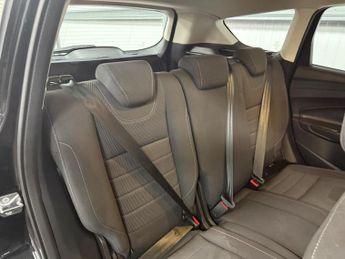 Ford Kuga 2.0 TDCi EcoBlue Zetec Powershift AWD Euro 6 (s/s) 5dr