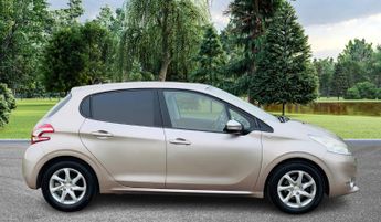 Peugeot 208 1.2 e-VTi PureTech ,AUTOMATIC, 5dr
