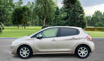 Peugeot 208 1.2 e-VTi PureTech ,AUTOMATIC, 5dr