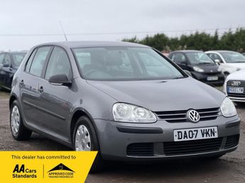 Volkswagen Golf 1.6 FSI S 5dr