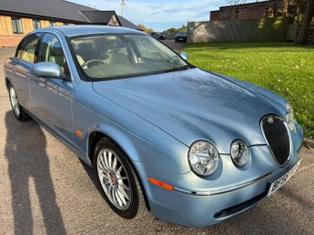 Jaguar S-Type 2.7D V6 SE 4dr