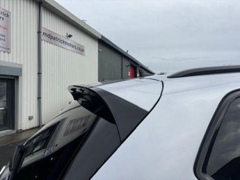 Volkswagen Touareg 3.0 TDI V6 Black Edition Tiptronic 4Motion Euro 6 (s/s) 5dr