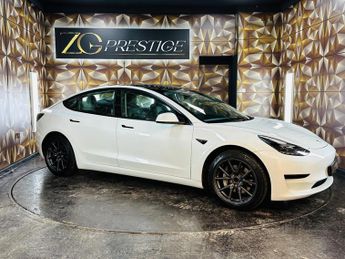 Tesla Model 3 Standard Range Plus Auto RWD 4dr