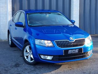 Skoda Octavia 1.6 TDI SE Hatchback 5dr Diesel Manual Euro 5 (s/s) (105 ps)