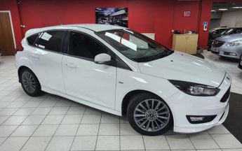 Ford Focus 1.0T EcoBoost ST-Line Euro 6 (s/s) 5dr