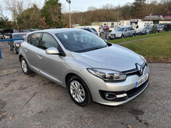 Renault Megane 1.5 dCi Dynamique TomTom EDC Euro 5 5dr