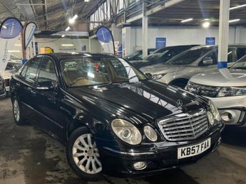 Mercedes E Class 2.1 E220 CDI Elegance 4dr