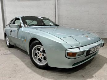 Porsche 944 2.5 Lux 2dr