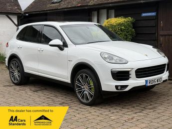 Porsche Cayenne 3.0 V6 E-Hybrid S TiptronicS 4WD Euro 6 (s/s) 5dr