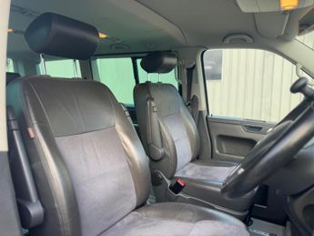 Volkswagen Caravelle 2.0 TDI Executive DSG Euro 5 5dr