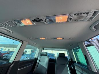 Volkswagen Caravelle 2.0 TDI Executive DSG Euro 5 5dr