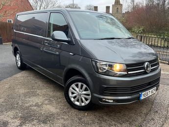 Volkswagen Transporter 2.0 TDI T30 BlueMotion Tech Highline FWD LWB Euro 6 (s/s) 5dr