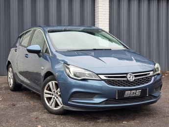 Vauxhall Astra 1.6 CDTi BlueInjection Design Hatchback 5dr Diesel Manual Euro 6