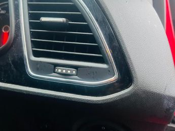 SEAT Leon 1.2 TSI SE DSG Euro 5 (s/s) 5dr