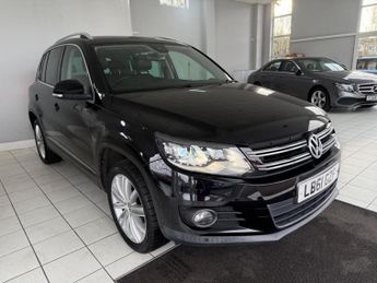 Volkswagen Tiguan 2.0 TDI BlueMotion Tech SE DSG 4WD Euro 5 (s/s) 5dr