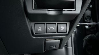 Toyota Prius 2.0 13.6 kWh Excel CVT Euro 6 (s/s) 5dr