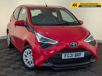 Toyota AYGO 1.0 VVT-i x-play Euro 6 5dr (Safety Sense)