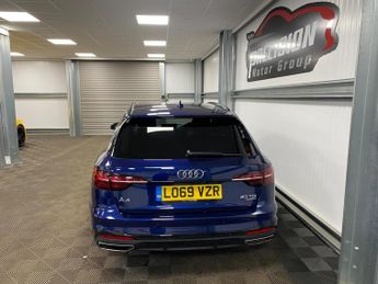 Audi A4 Avant 2.0 TDI 40 Black Edition S Tronic quattro Euro 6 (s/s) 5dr