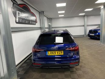 Audi A4 Avant 2.0 TDI 40 Black Edition S Tronic quattro Euro 6 (s/s) 5dr
