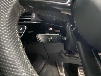 Audi A4 Avant 2.0 TDI 40 Black Edition S Tronic quattro Euro 6 (s/s) 5dr