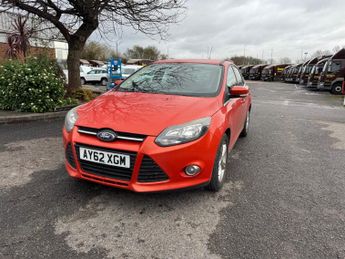 Ford Focus 1.0T EcoBoost Zetec Euro 5 (s/s) 5dr