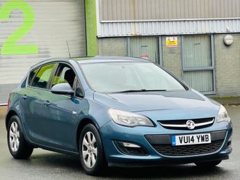 Vauxhall Astra 1.7 CDTi ecoFLEX Design Euro 5 (s/s) 5dr