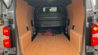 Toyota ProAce 50kWh Icon Medium Panel Van Auto MWB 6dr (7kW OBC)