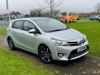 Toyota Verso 1.6 V-Matic Design Euro 6 5dr (7 Seat)