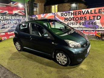 Toyota AYGO 1.0 VVT-i Ice Euro 5 5dr