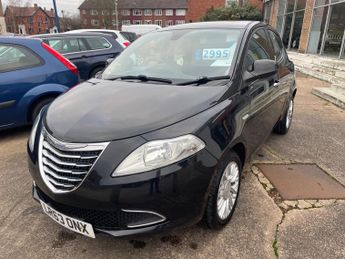 Chrysler Ypsilon 1.2 SE Euro 5 (s/s) 5dr