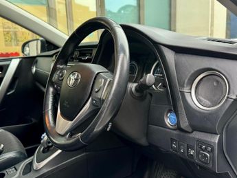 Toyota Auris 1.8 VVT-h Excel CVT Euro 5 (s/s) 5dr