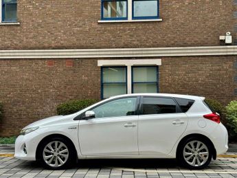 Toyota Auris 1.8 VVT-h Excel CVT Euro 5 (s/s) 5dr