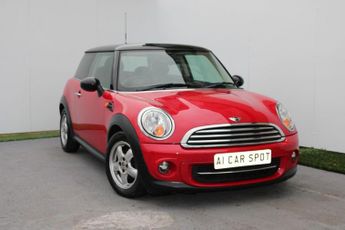 MINI Hatch 1.6 Cooper Hatchback 3dr Petrol Steptronic Euro 5 (122 ps) 2 Key