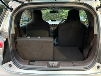 Toyota iQ 1.0 VVT-i Multidrive Euro 4 3dr