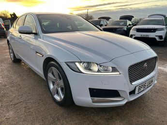 Jaguar XF 2.0d Portfolio Auto AWD Euro 6 (s/s) 4dr