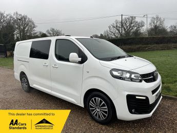 Vauxhall Vivaro 2.0 Turbo D 3100 Sportive Crew Van L2 H1 Euro 6 (s/s) 5dr